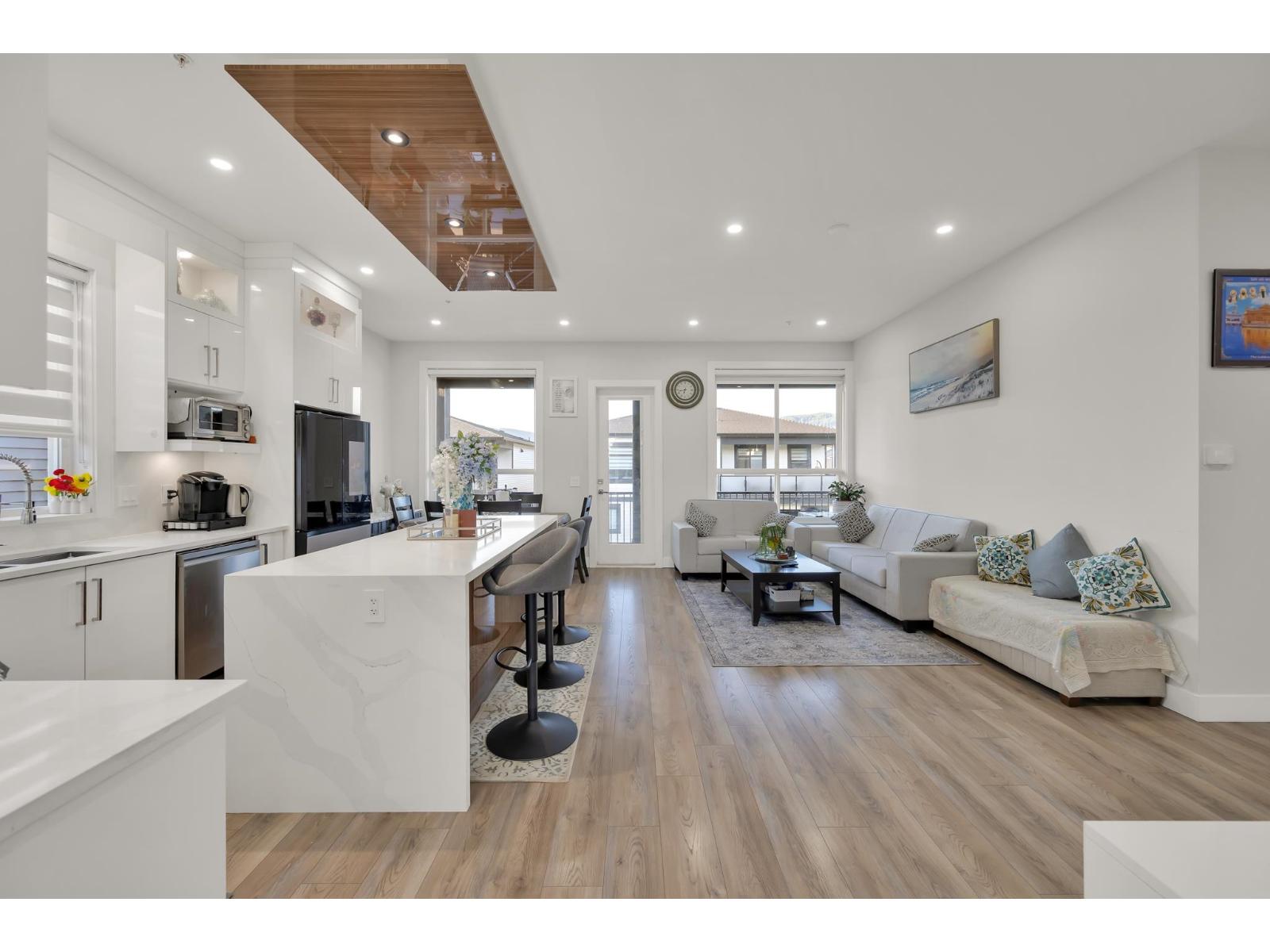 32755 CARTER AVENUE — photo 9