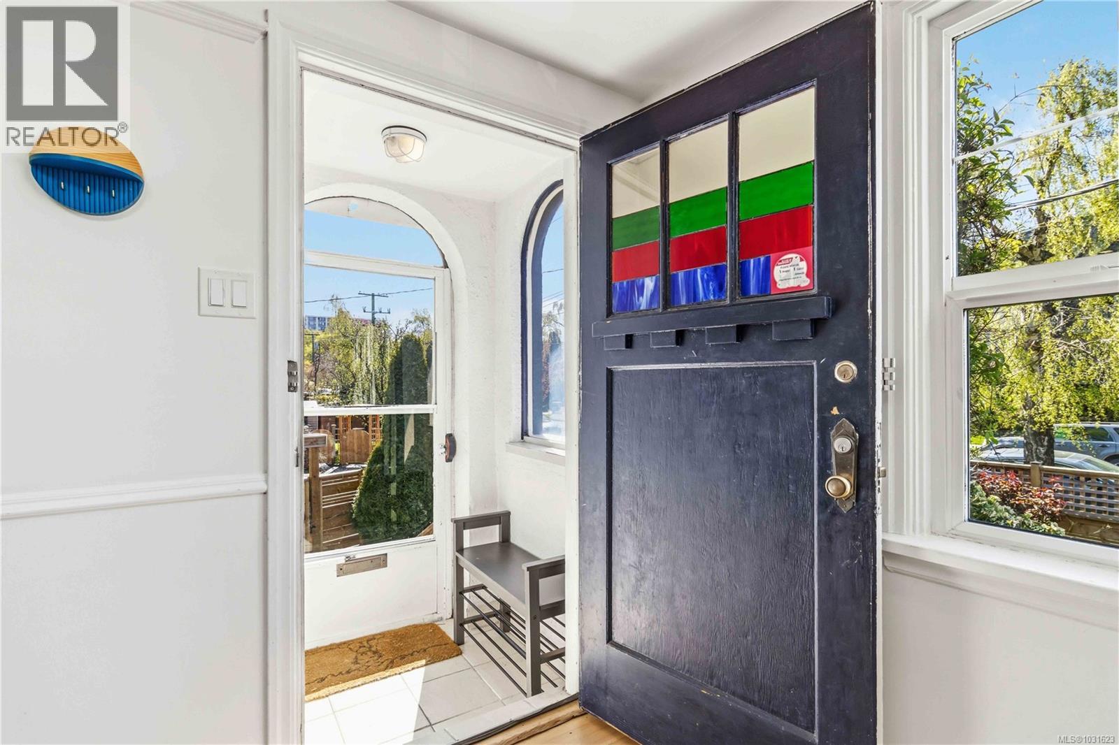 232 MICHIGAN ST - 28