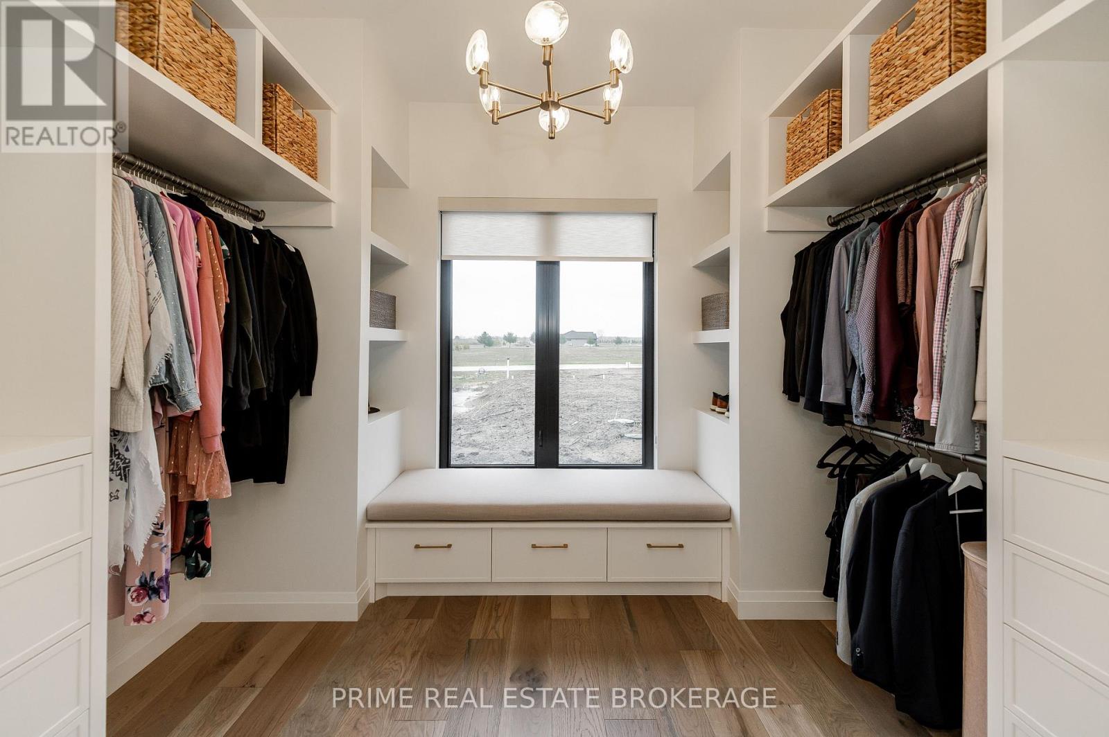 9 BLACK WALNUT DRIVE Property Photo