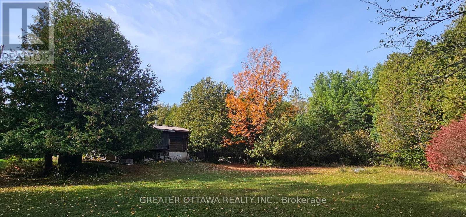 686 JOHN KENNEDY WAY N - 2