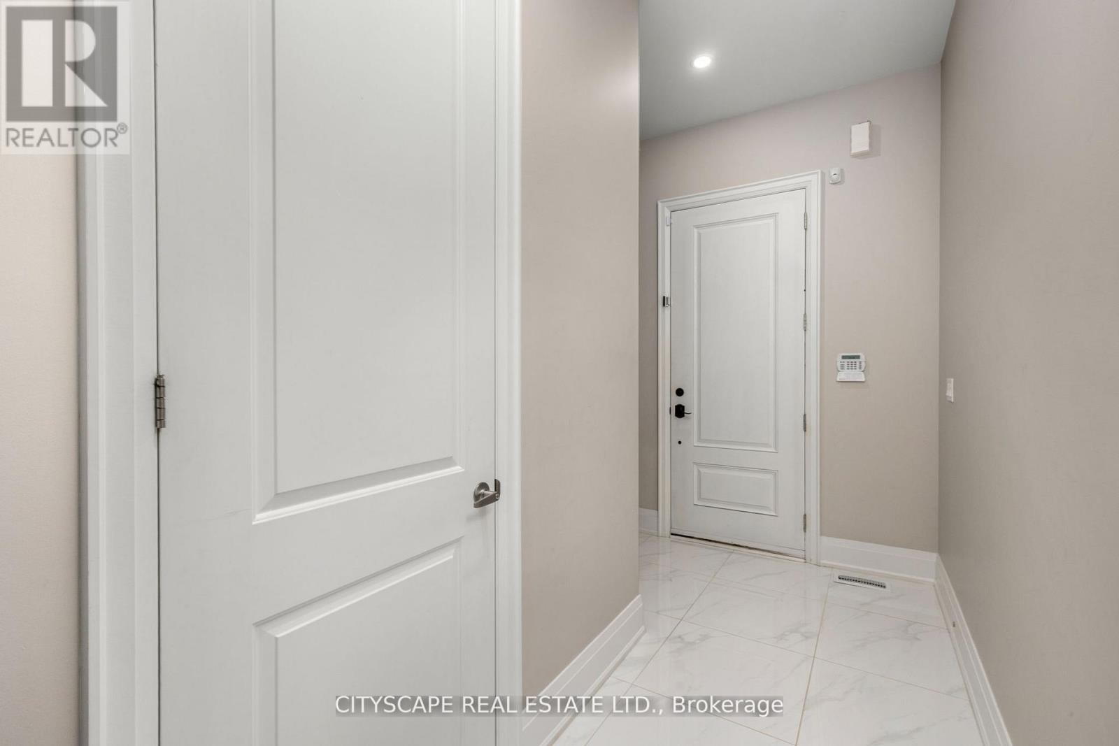 74 OLD BLOOMINGTON ROAD - 4