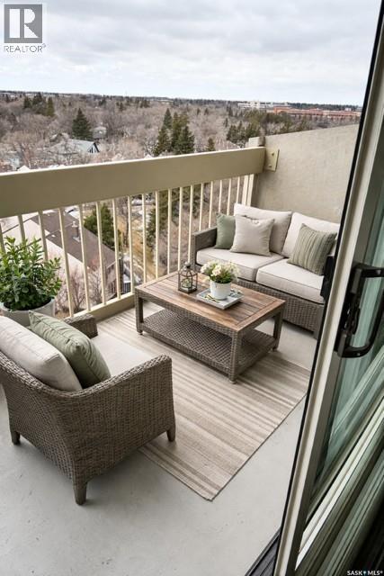 #901 3520 HILLSDALE STREET - 11