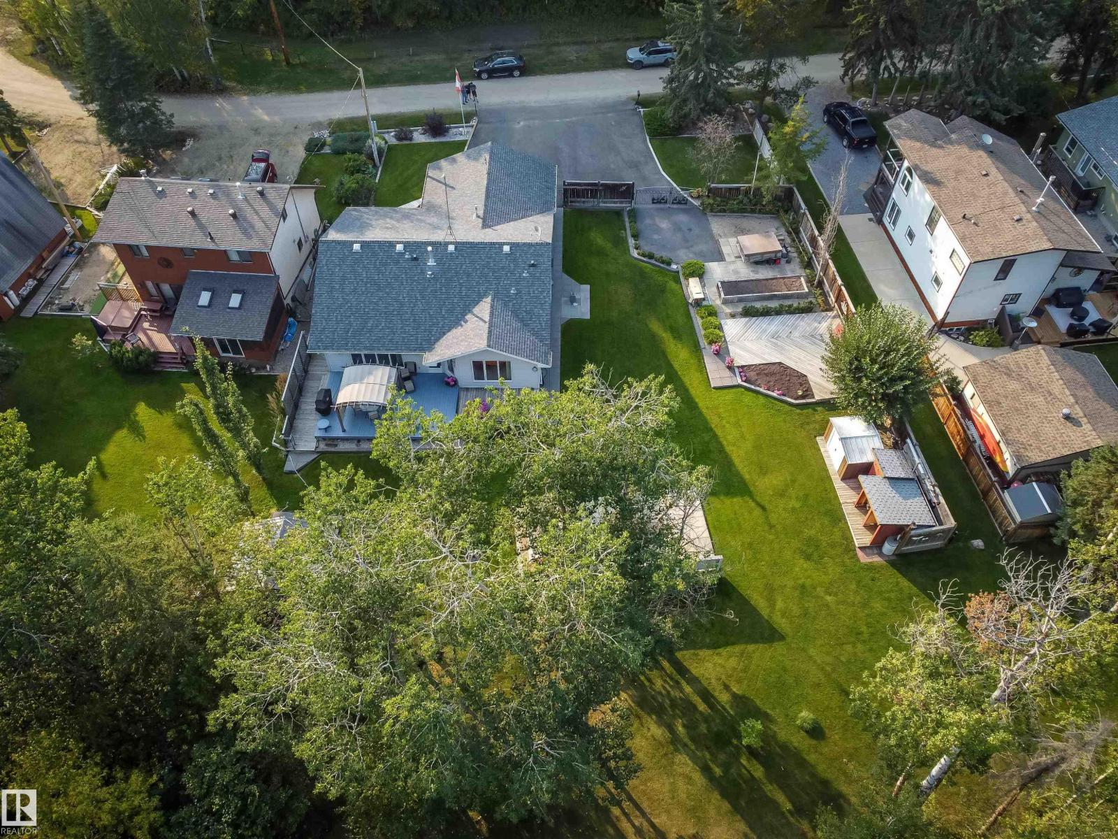 
          1087 10 Street
            <br/>
            <span>Rural Lac Ste. Anne County</span>
            , 
            <span>AB</span>
             <span>T0E1A0</span>
         - Photo 9