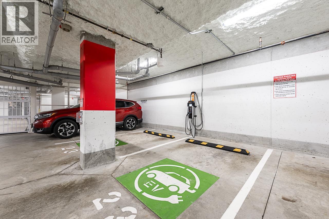 311 159 W 22ND STREET, North Vancouver