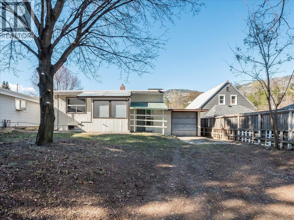 2172 SECOND AVENUE - Image 2