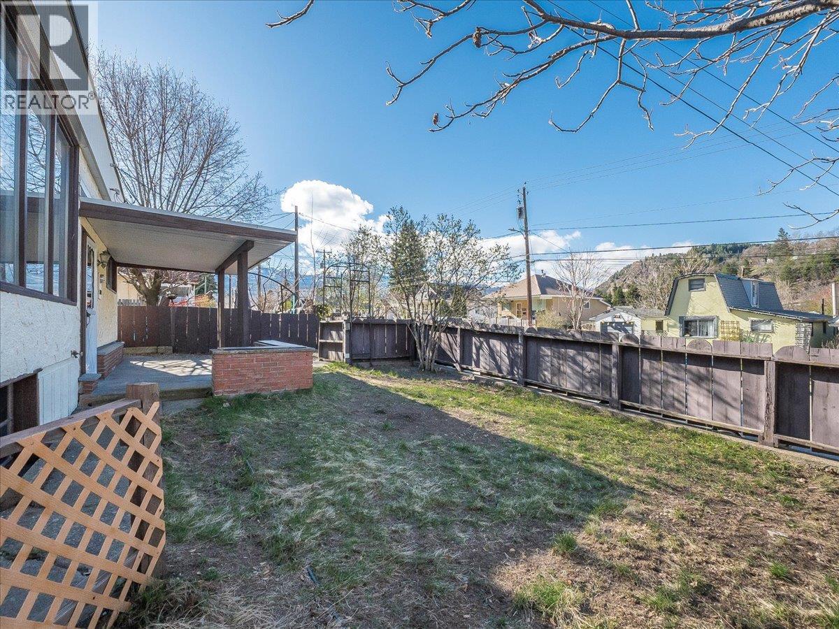 2172 SECOND AVENUE - 5