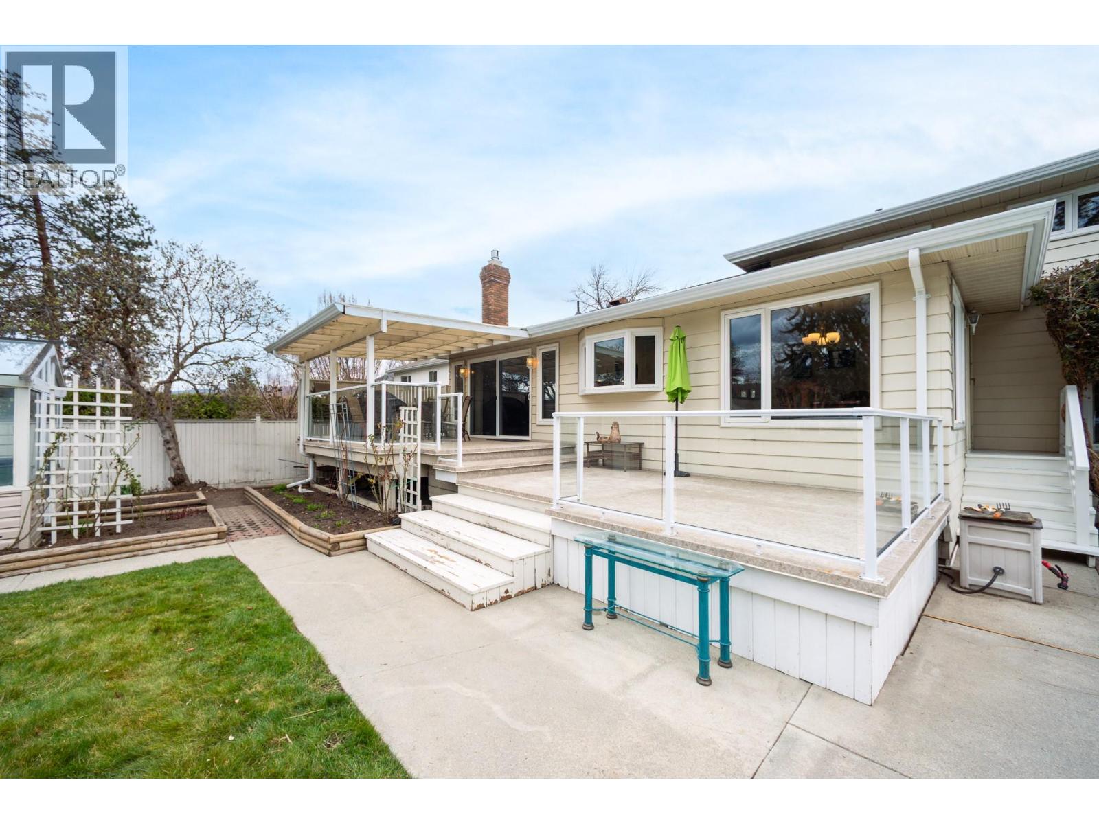  561 Brome Crescent, Kelowna