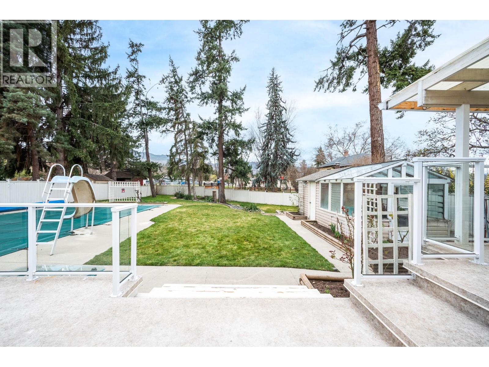  561 Brome Crescent, Kelowna