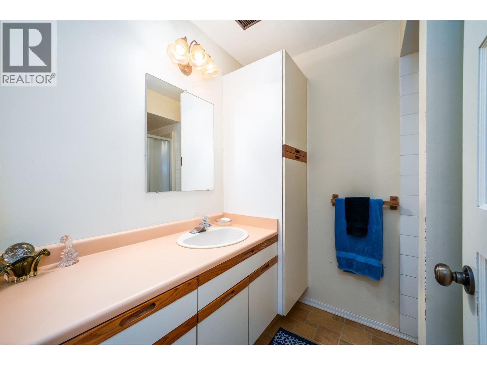  561 Brome Crescent, Kelowna