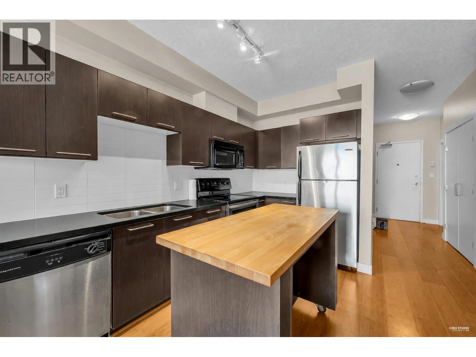 308 205 E 10TH AVENUE, Vancouver