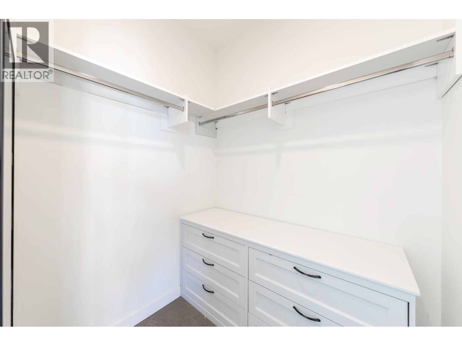 607 7588 16TH STREET, Burnaby