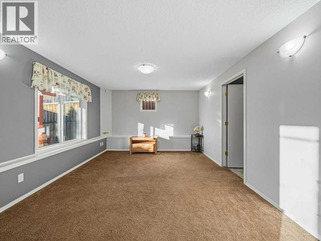 
          106 Springs Place Southeast
            <br/>
            <span>Airdrie</span>
            , 
            <span>AB</span>
             <span>T4A2C9</span>
         - Photo 28