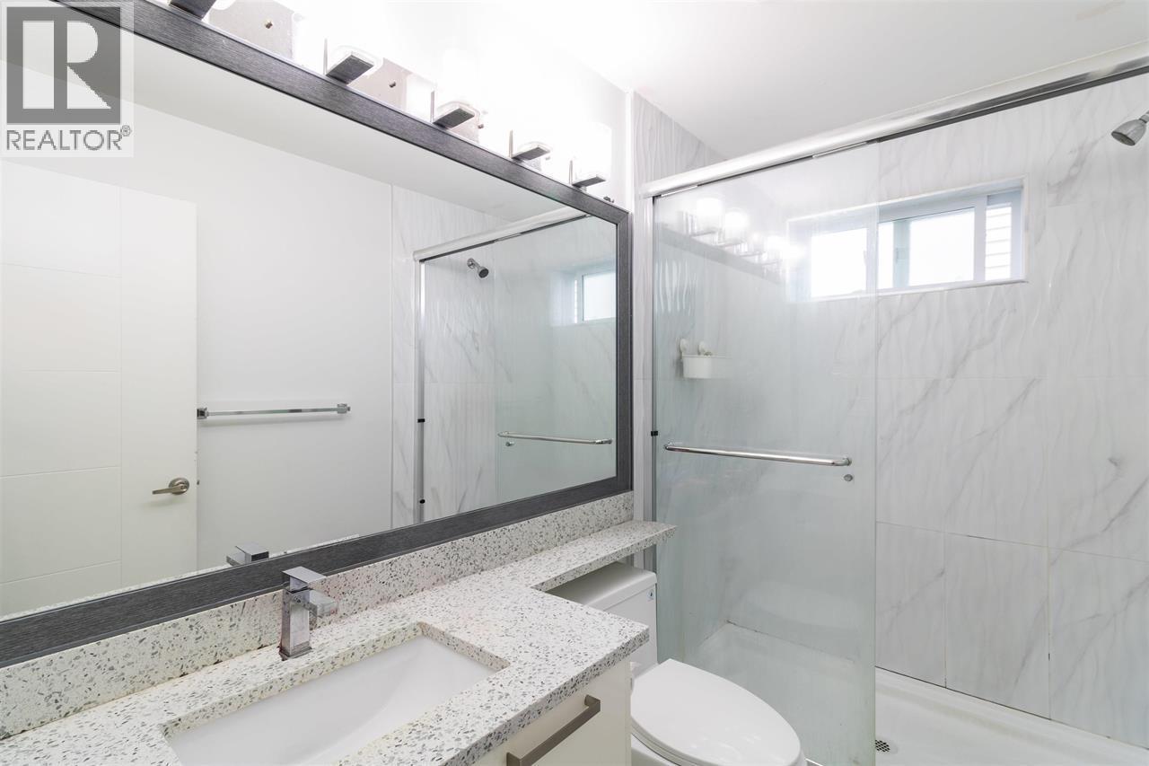 1411 SALTER STREET, New Westminster