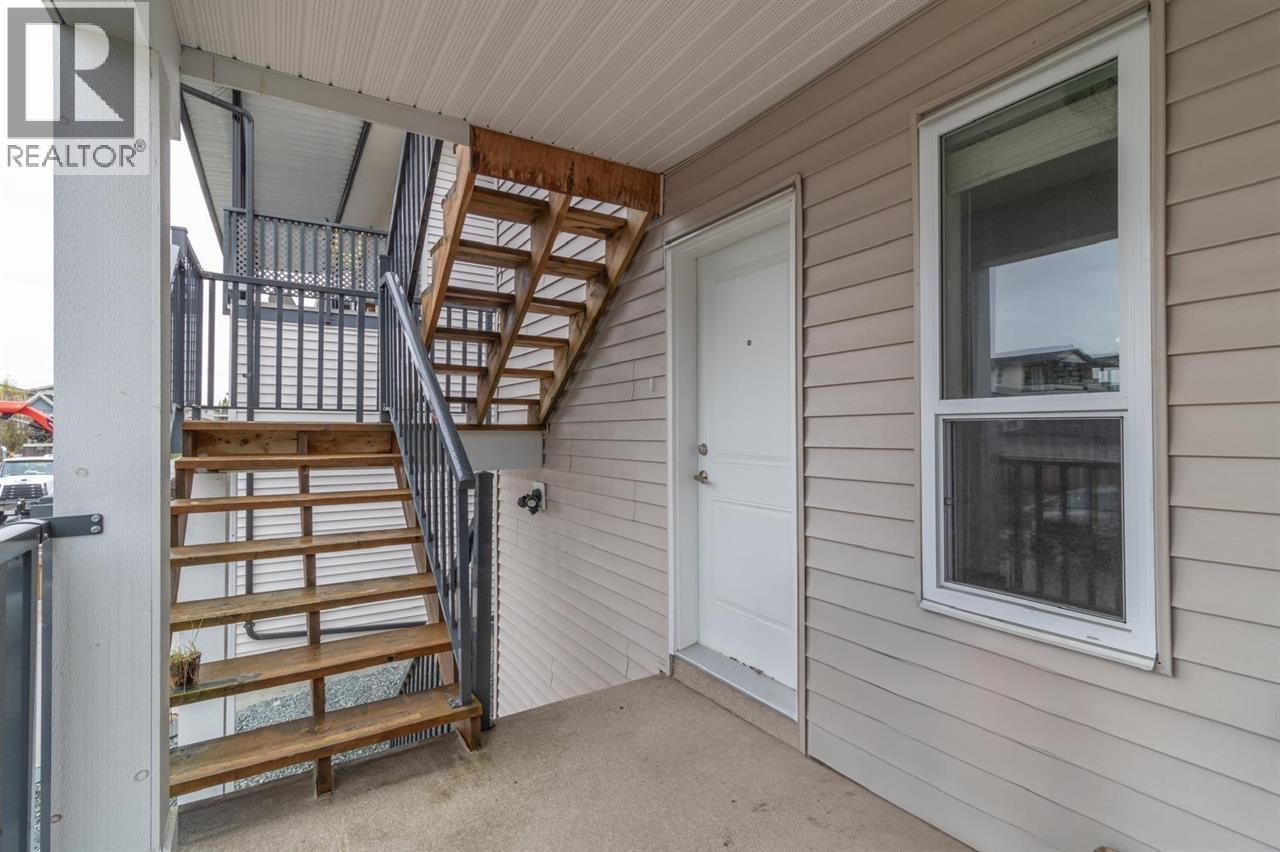 1411 SALTER STREET, New Westminster