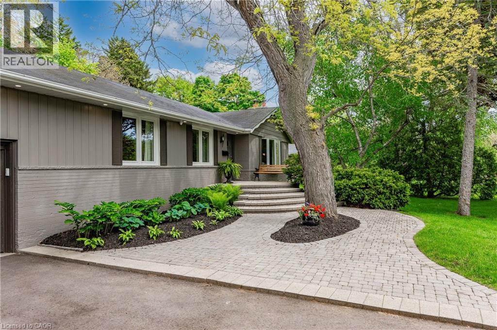 1589 CREDITON Parkway - 2