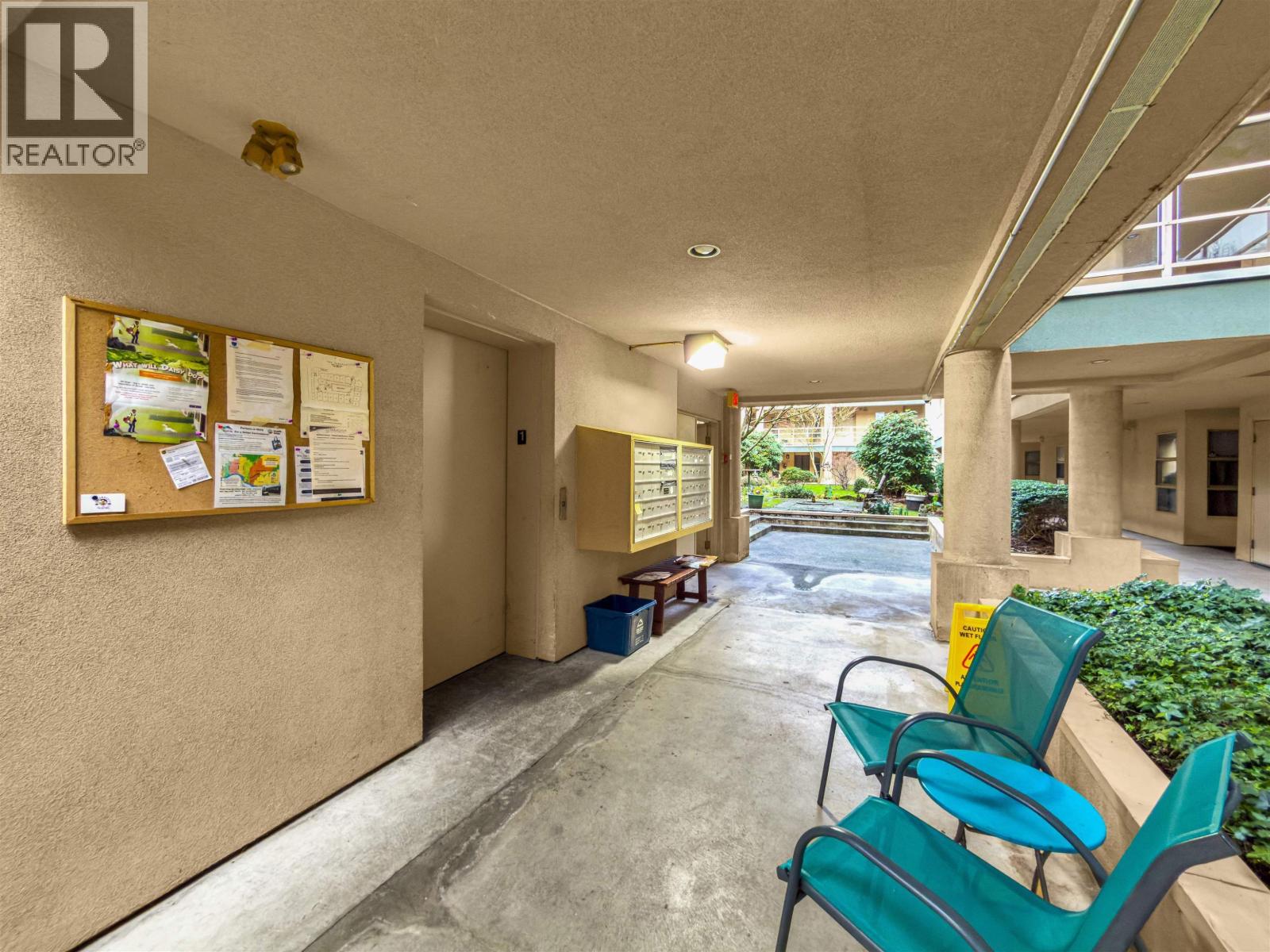 101 22277 122 AVENUE, Maple Ridge