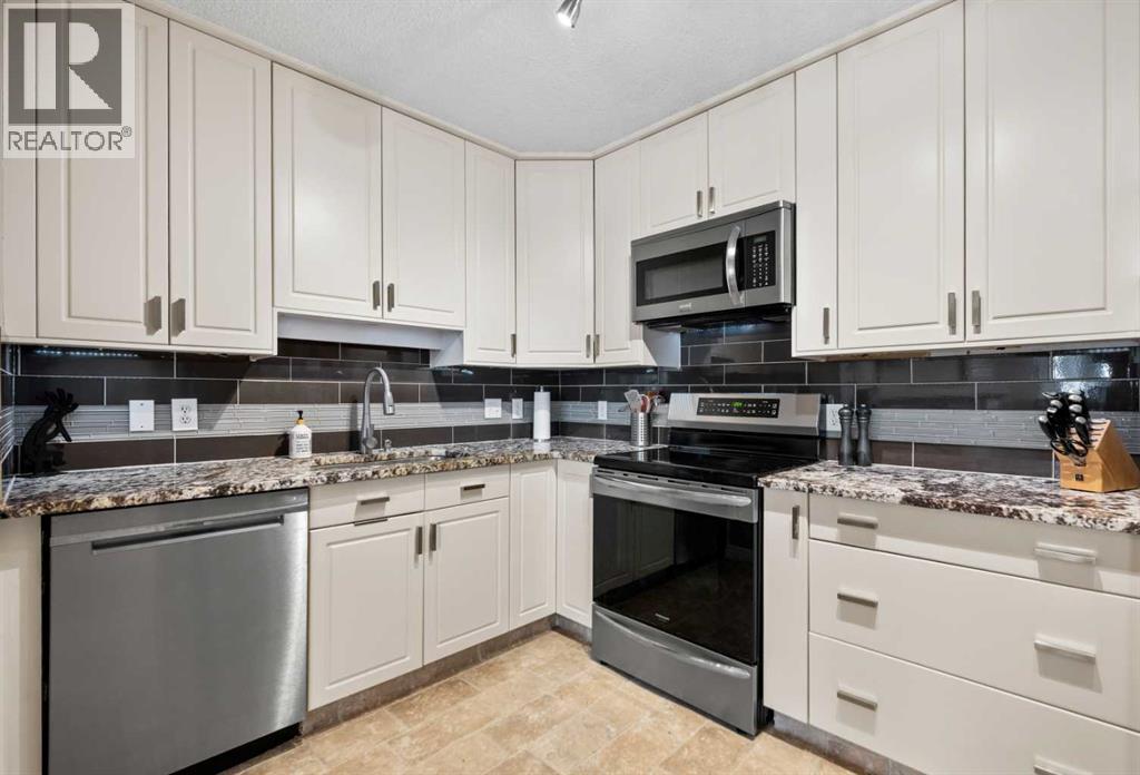 Single Family House Bungalow for Sale in  Richelieu Court SW Lincoln Park Calgary 