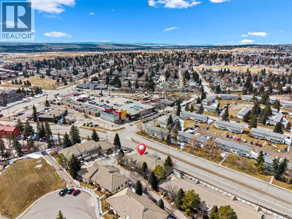 Single Family House Bungalow for Sale in  Richelieu Court SW Lincoln Park Calgary 