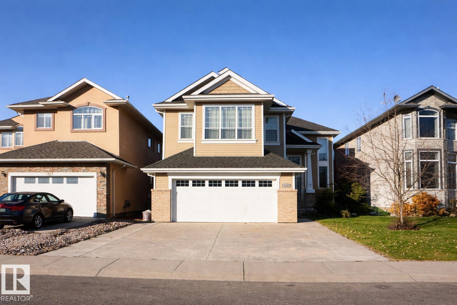 6712 18 ave SW SW SW, Edmonton