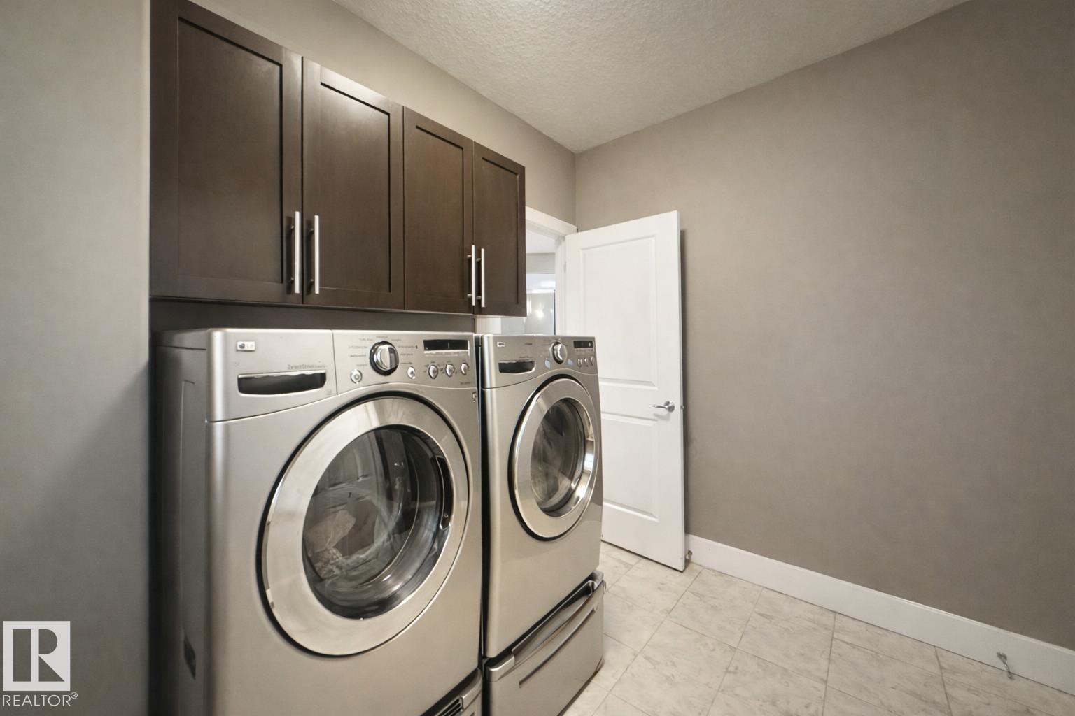 6712 18 AVE SW SW SW - 8
