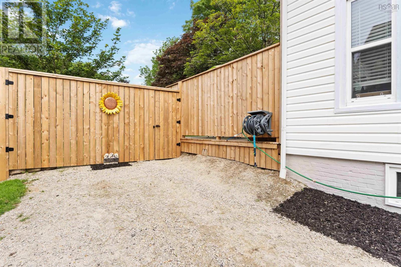 Property 34 of 43 of 14 Ryerson Court