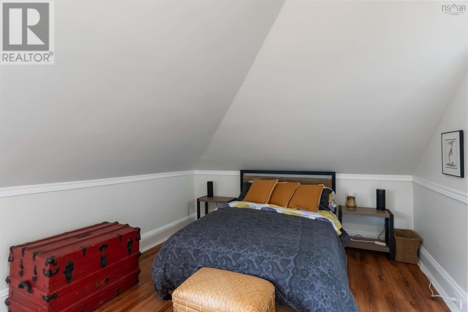 Property 20 of 43 of 14 Ryerson Court