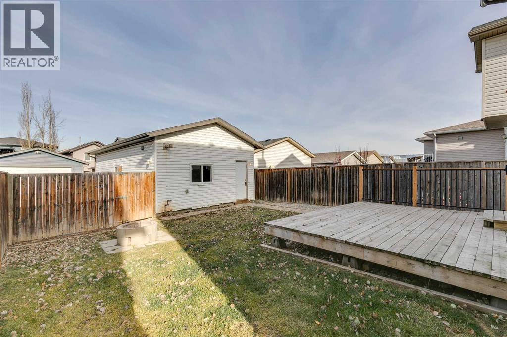 
          228 Luxstone Place Southwest
            <br/>
            <span>Airdrie</span>
            , 
            <span>AB</span>
             <span>T4B3C1</span>
         - Photo 28