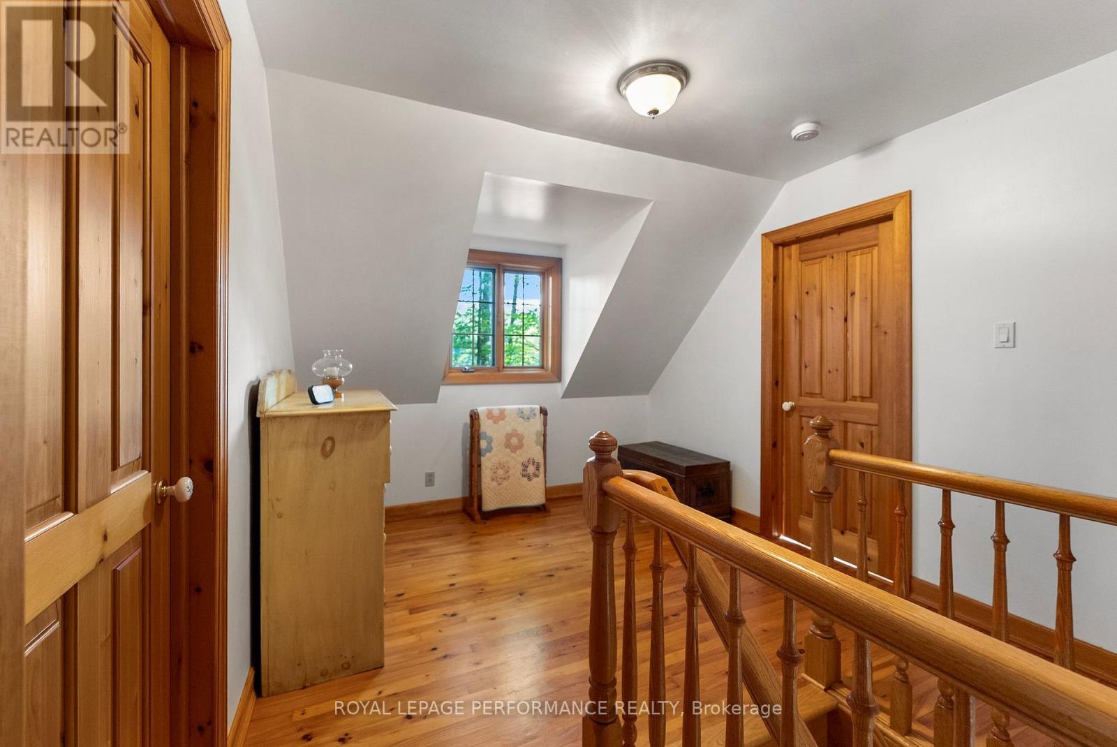 82 ROSEBRUGH ROAD - 23