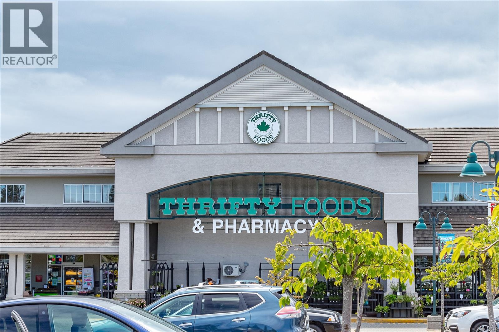 #16 4750 Uplands Dr - 28