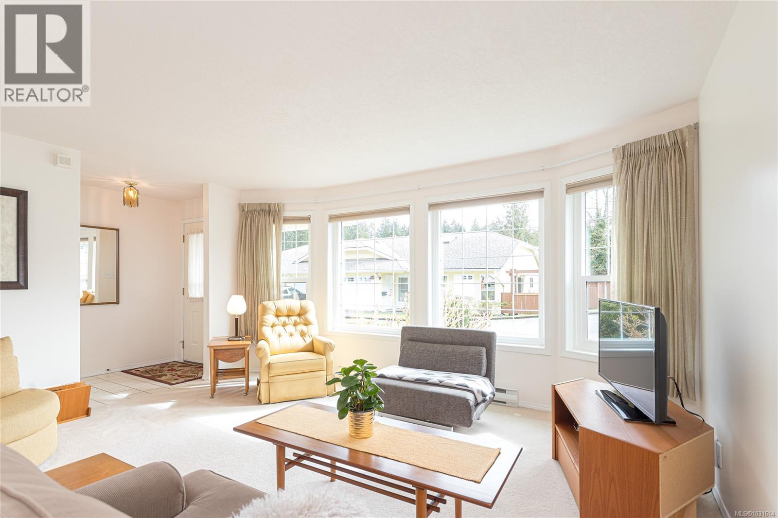 #16 4750 Uplands Dr - 14