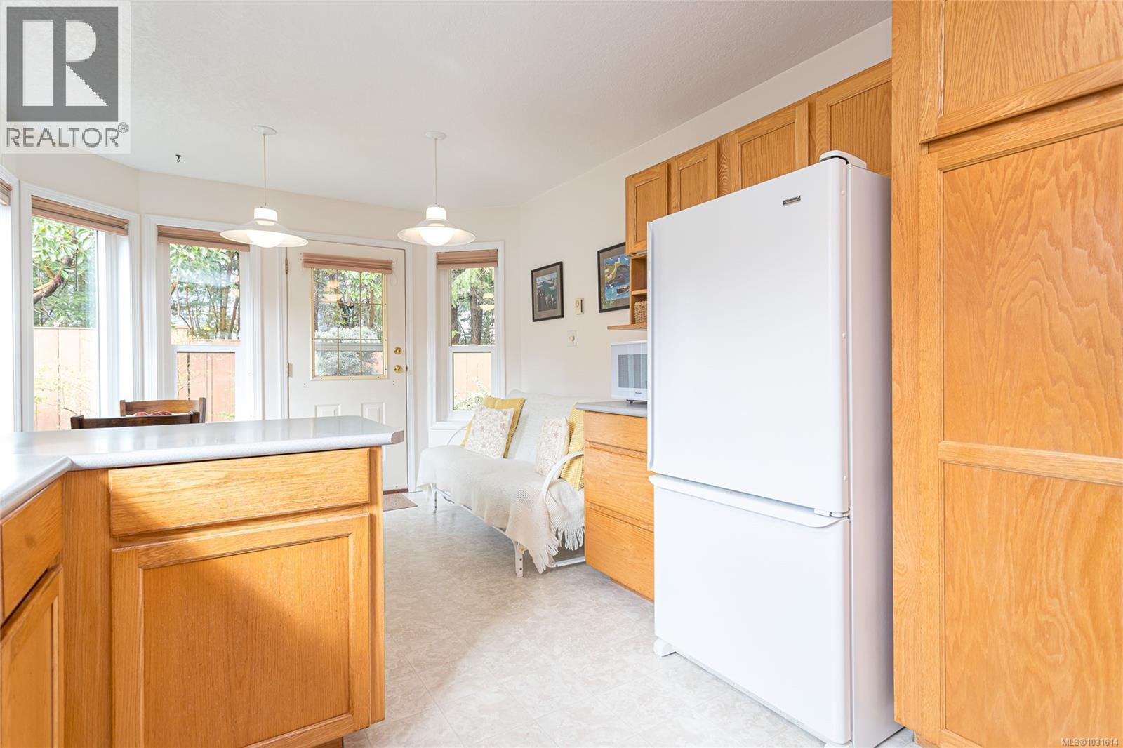 #16 4750 Uplands Dr - 16