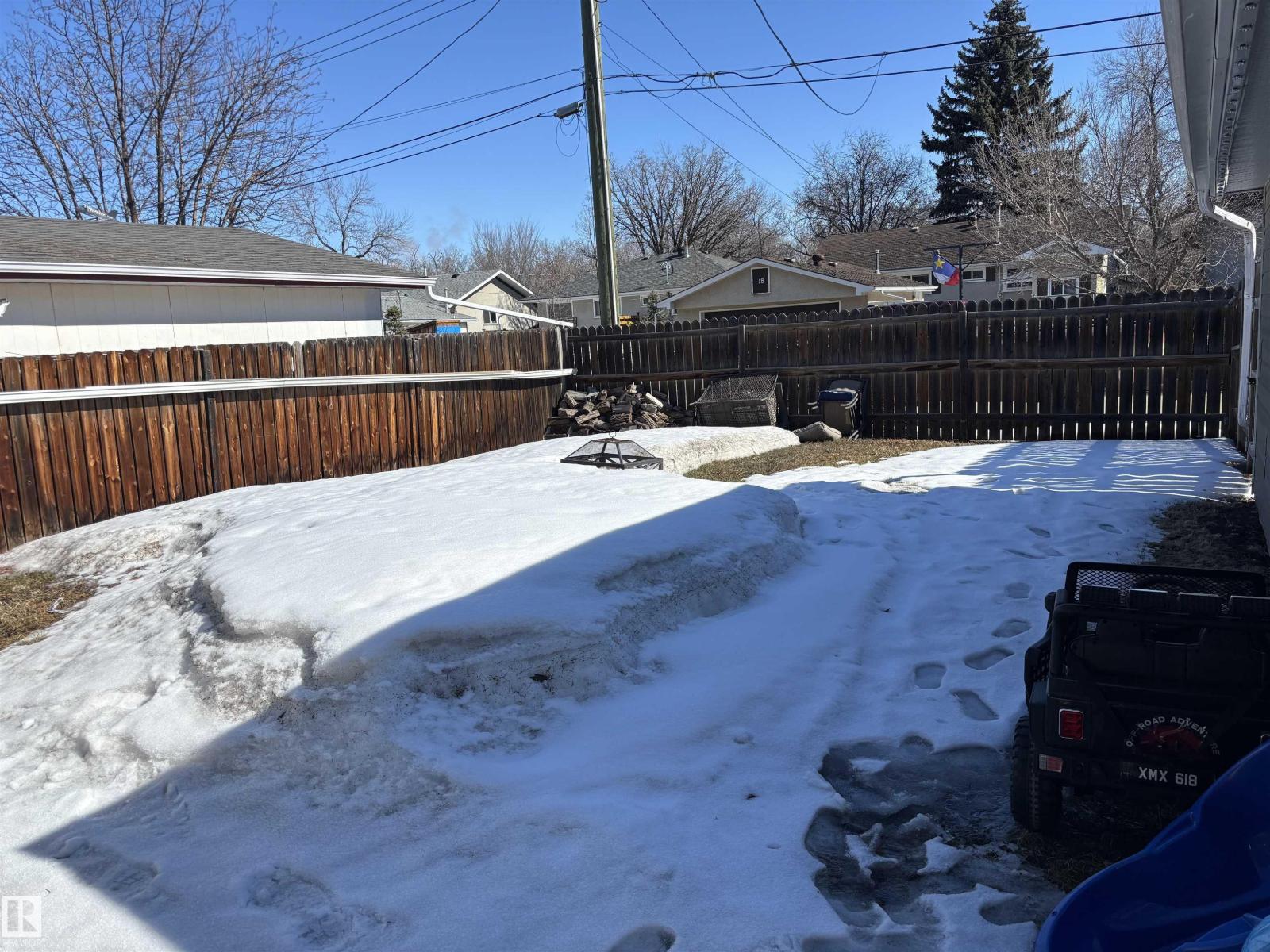 21 ELIZABETH DR - 42