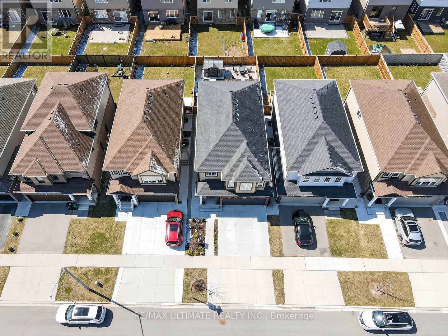 67 BEAUCHAMP DRIVE N - 2