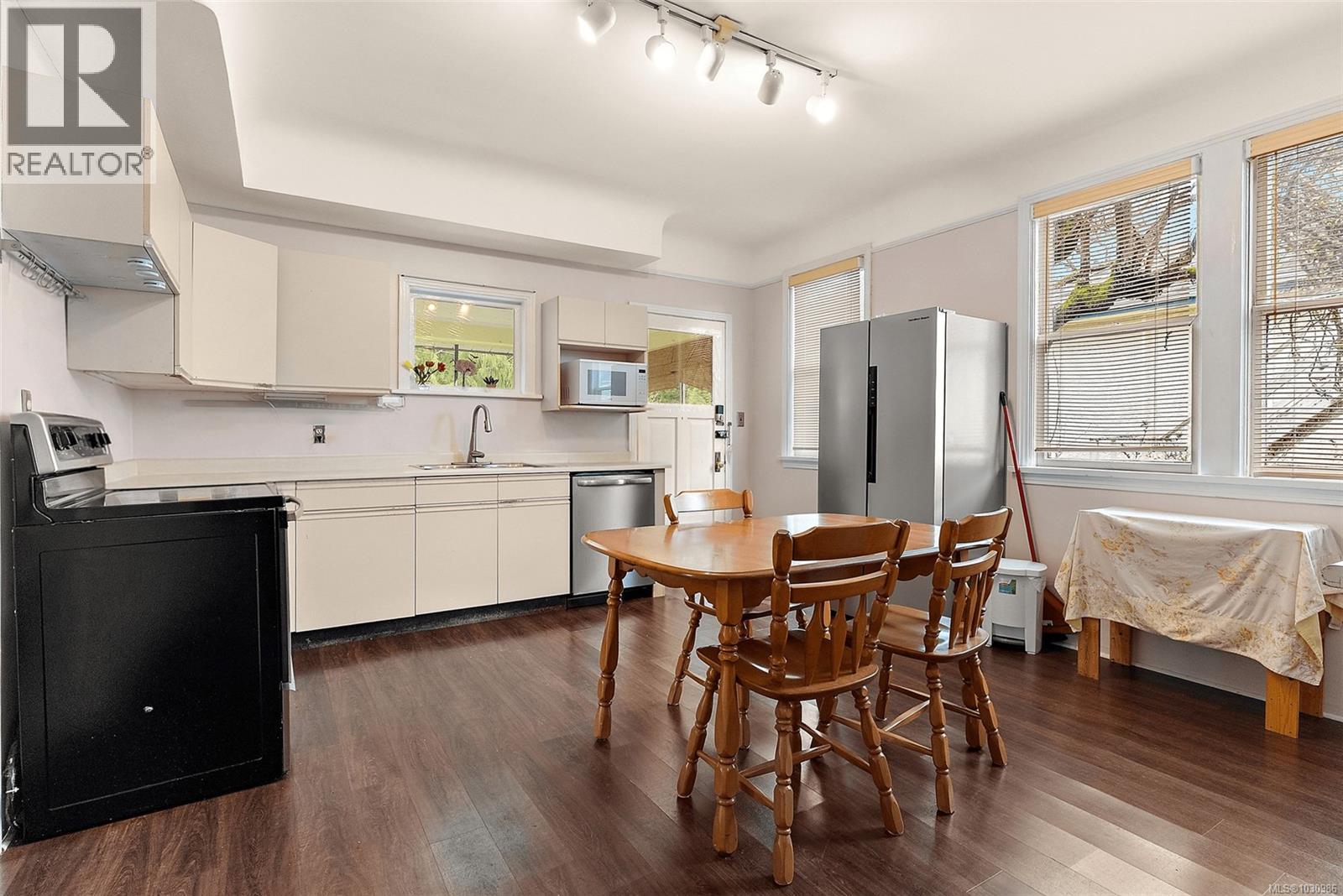 1950 GRANITE ST - 11