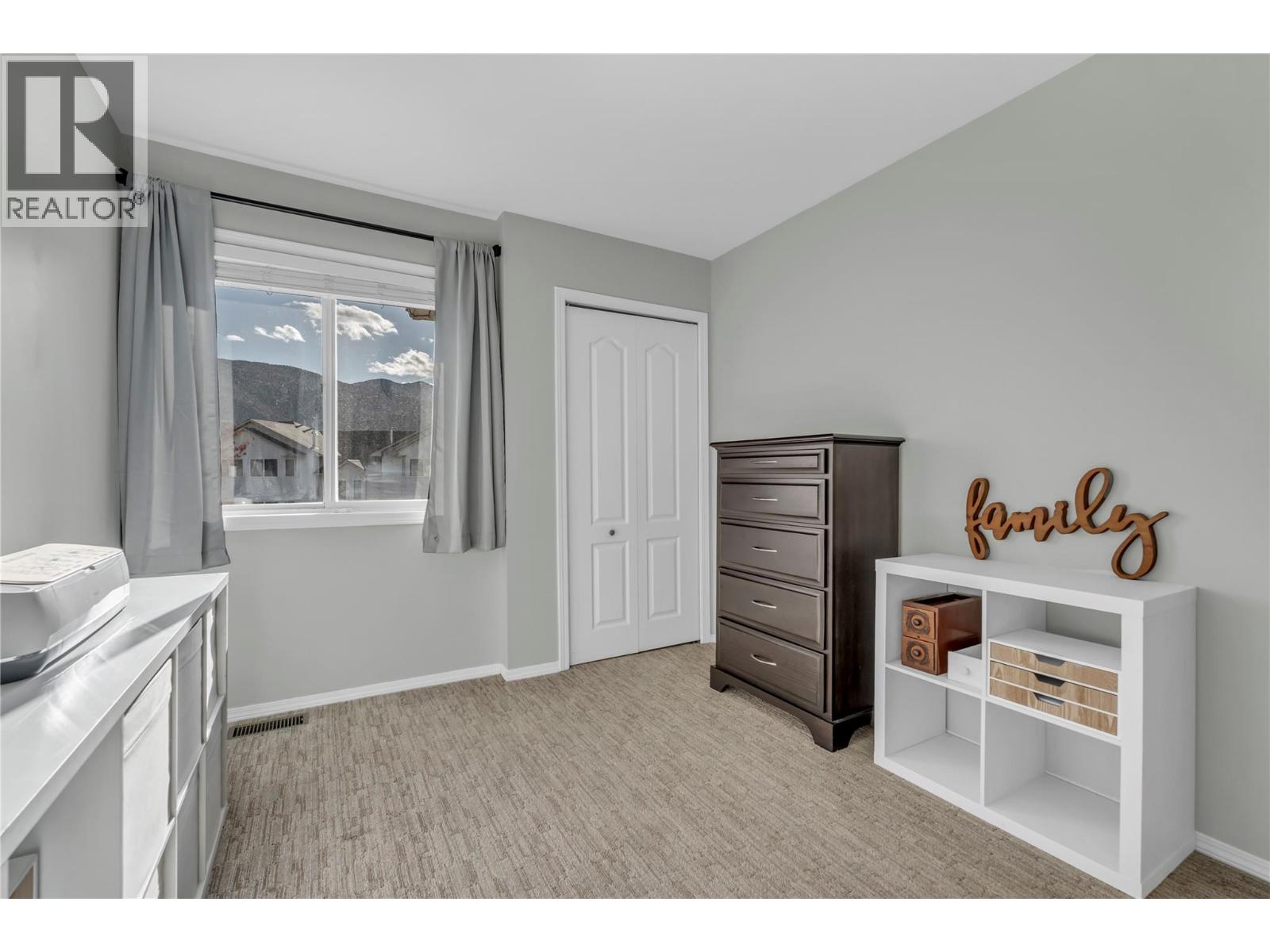 #166 3153 PARIS STREET - 31