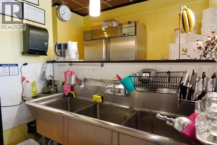 1071A RIDGEWAT AVENUE — photo 17
