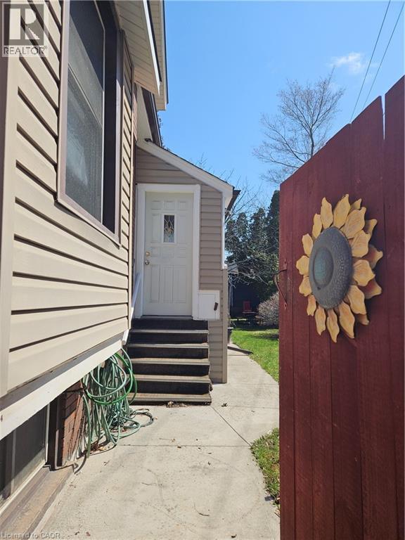 253 GROSVENOR Avenue S - 43