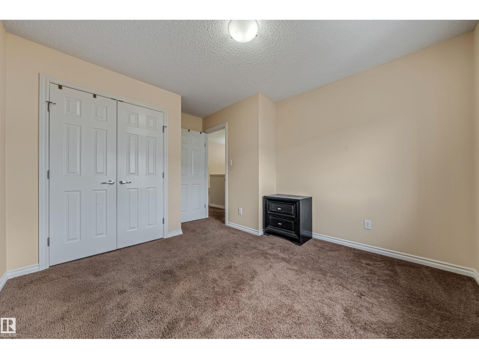 2314 22 AV NW, Edmonton