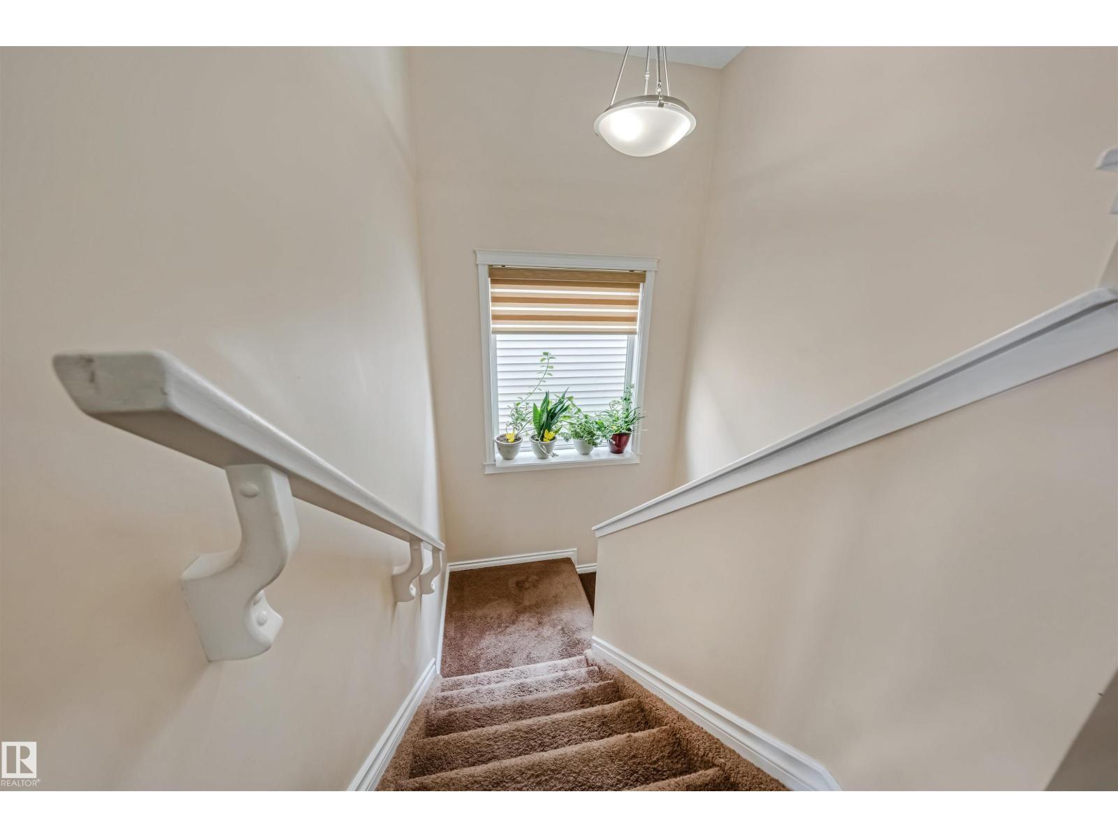 2314 22 AV NW, Edmonton