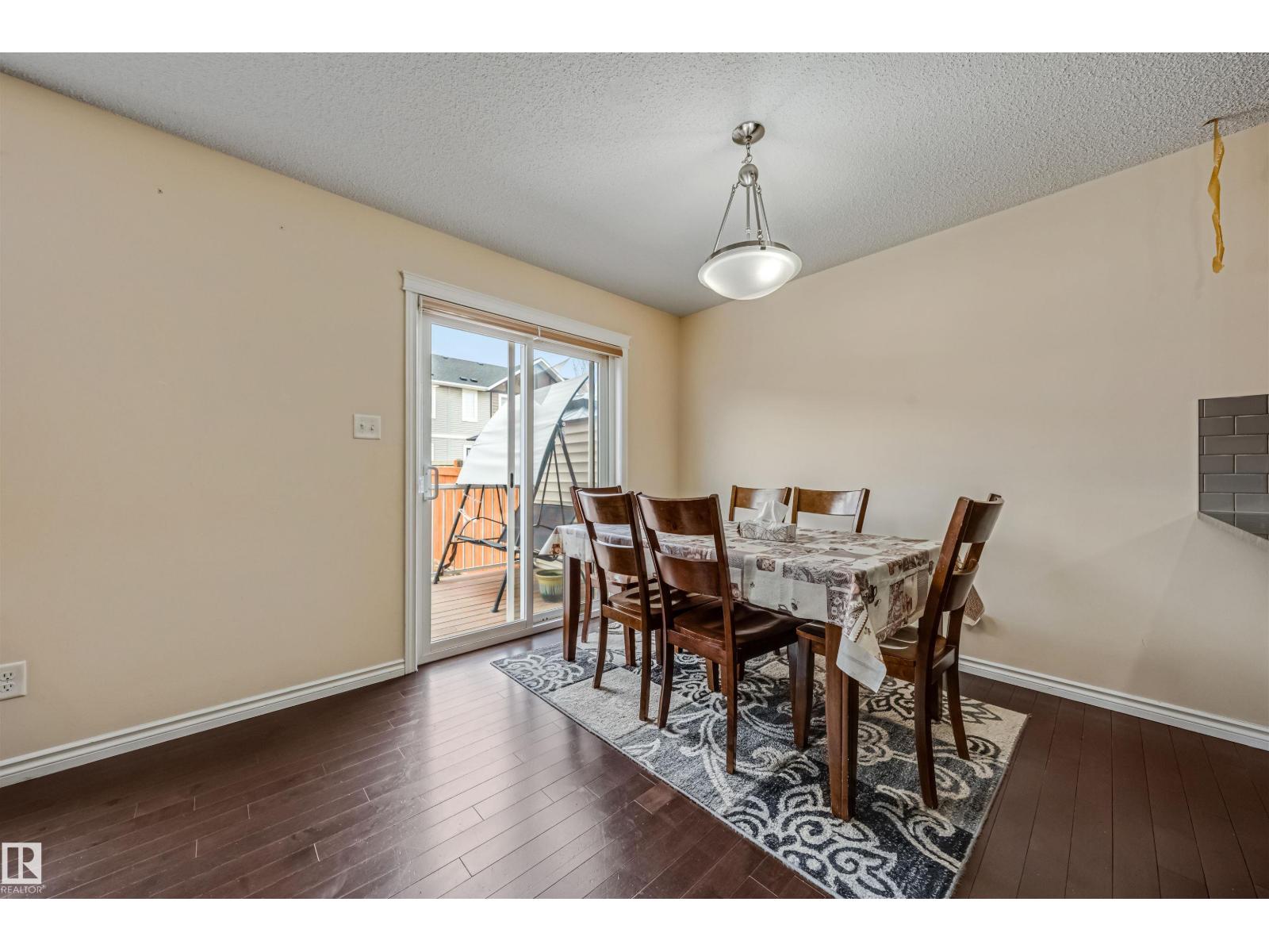 2314 22 AV NW, Edmonton