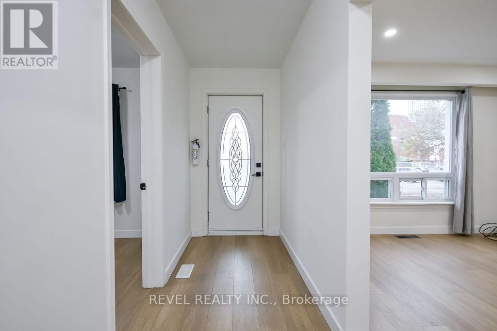 44 PARKSIDE DRIVE - 3
