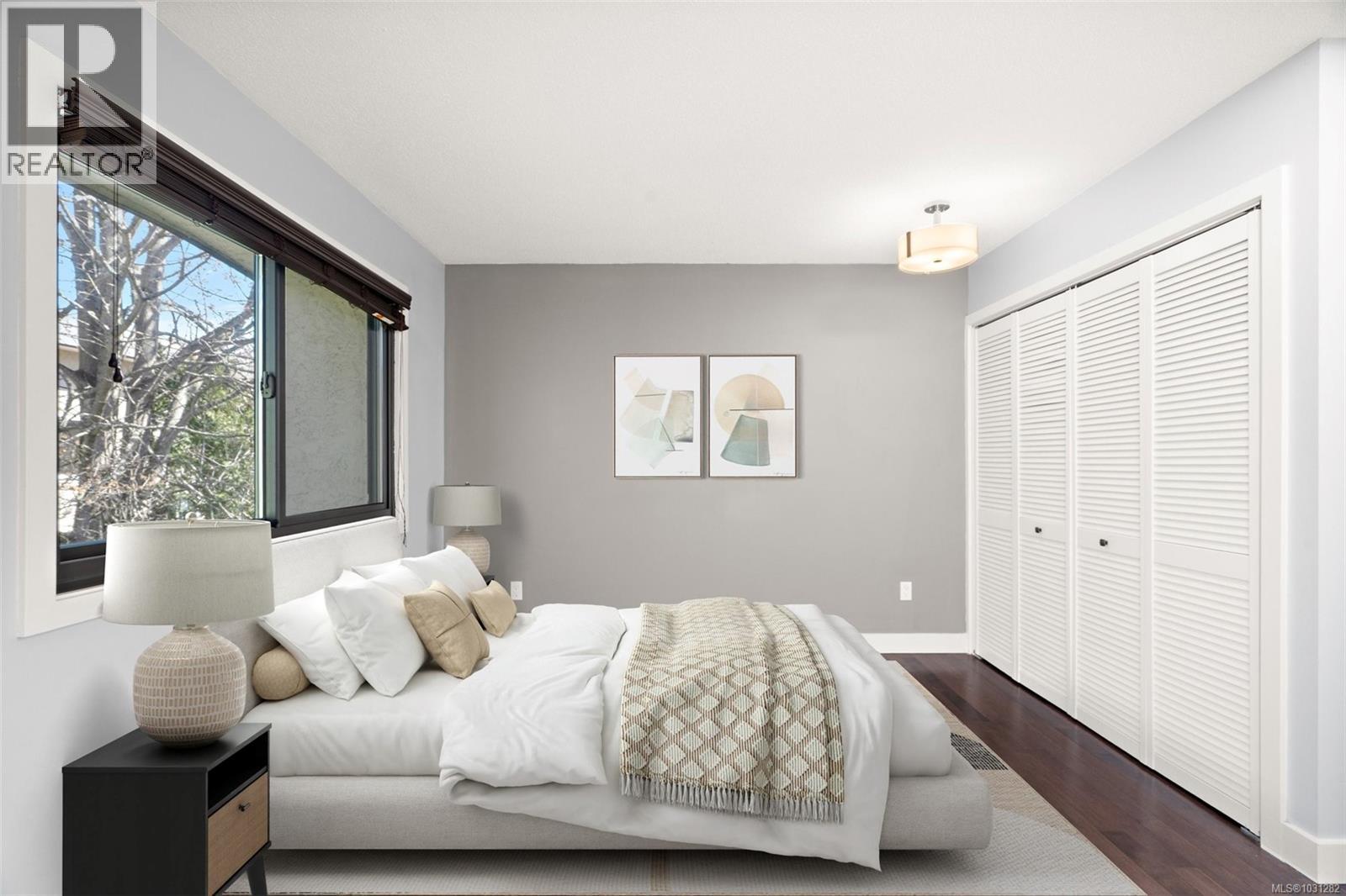 #6 1464 FORT ST - 14