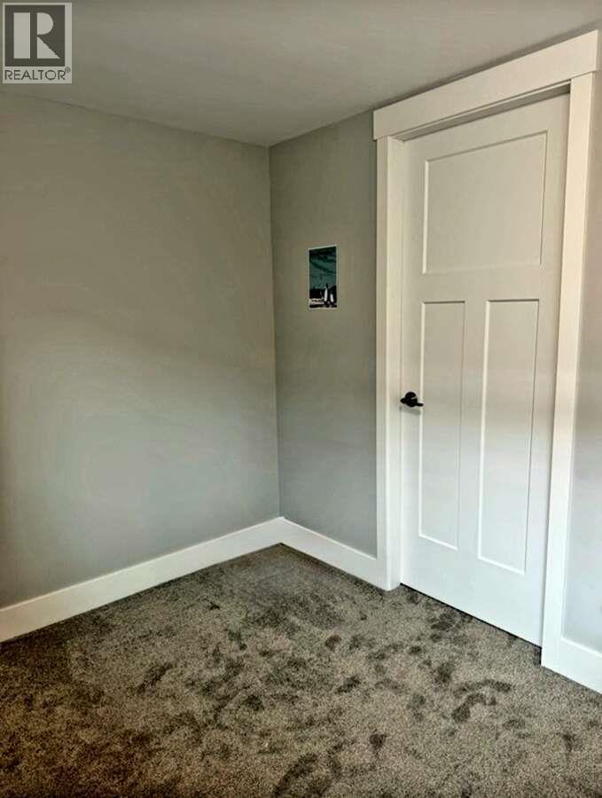 2081 14 AVENUE SE - 29