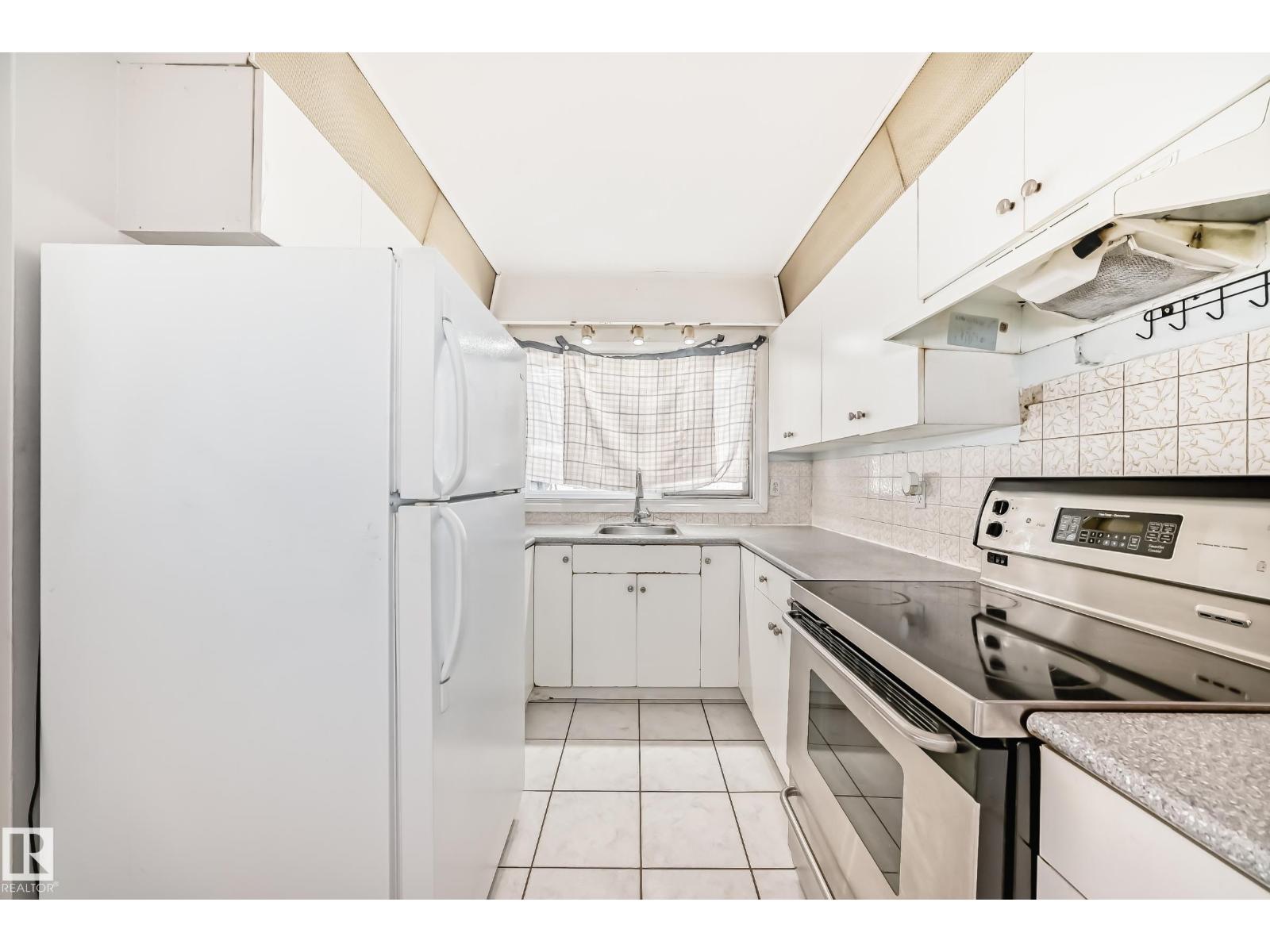 12411 126 ST NW NW, Edmonton