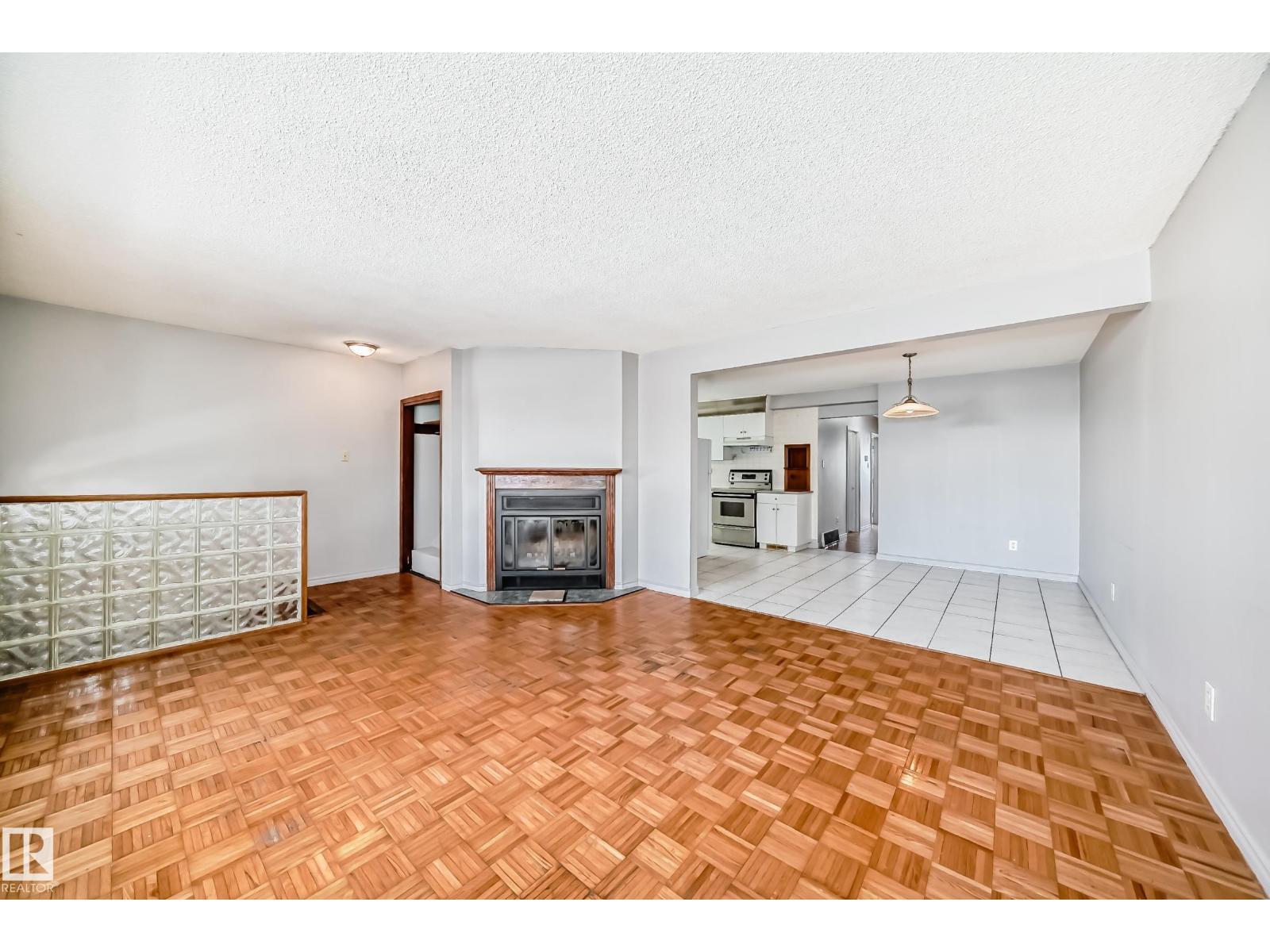 12411 126 ST NW NW, Edmonton