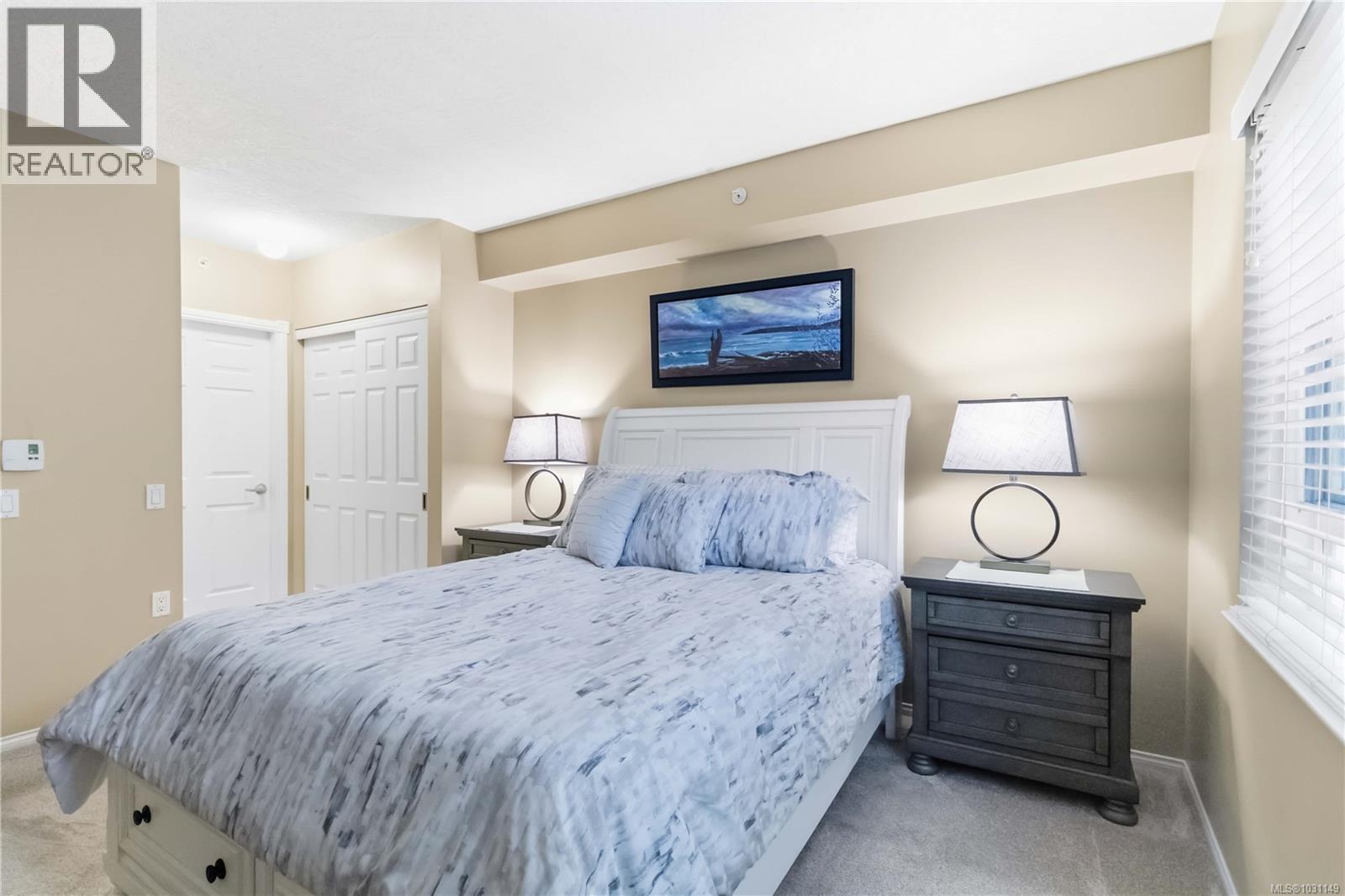 101 1521 Church Avenue, Saanich