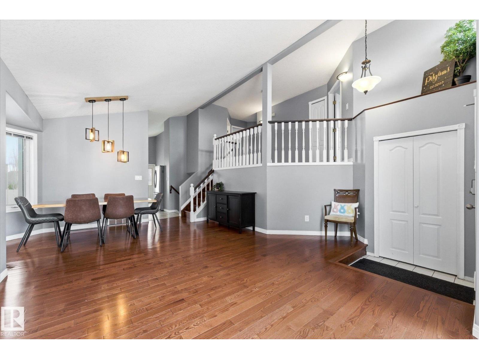 1064 JONES CR NW, Edmonton