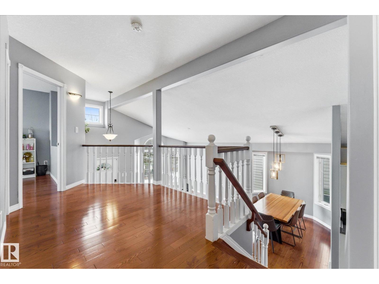 1064 JONES CR NW, Edmonton