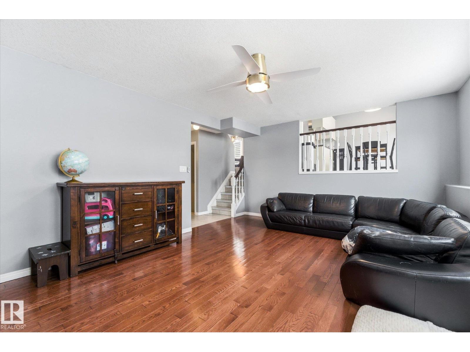 1064 JONES CR NW, Edmonton