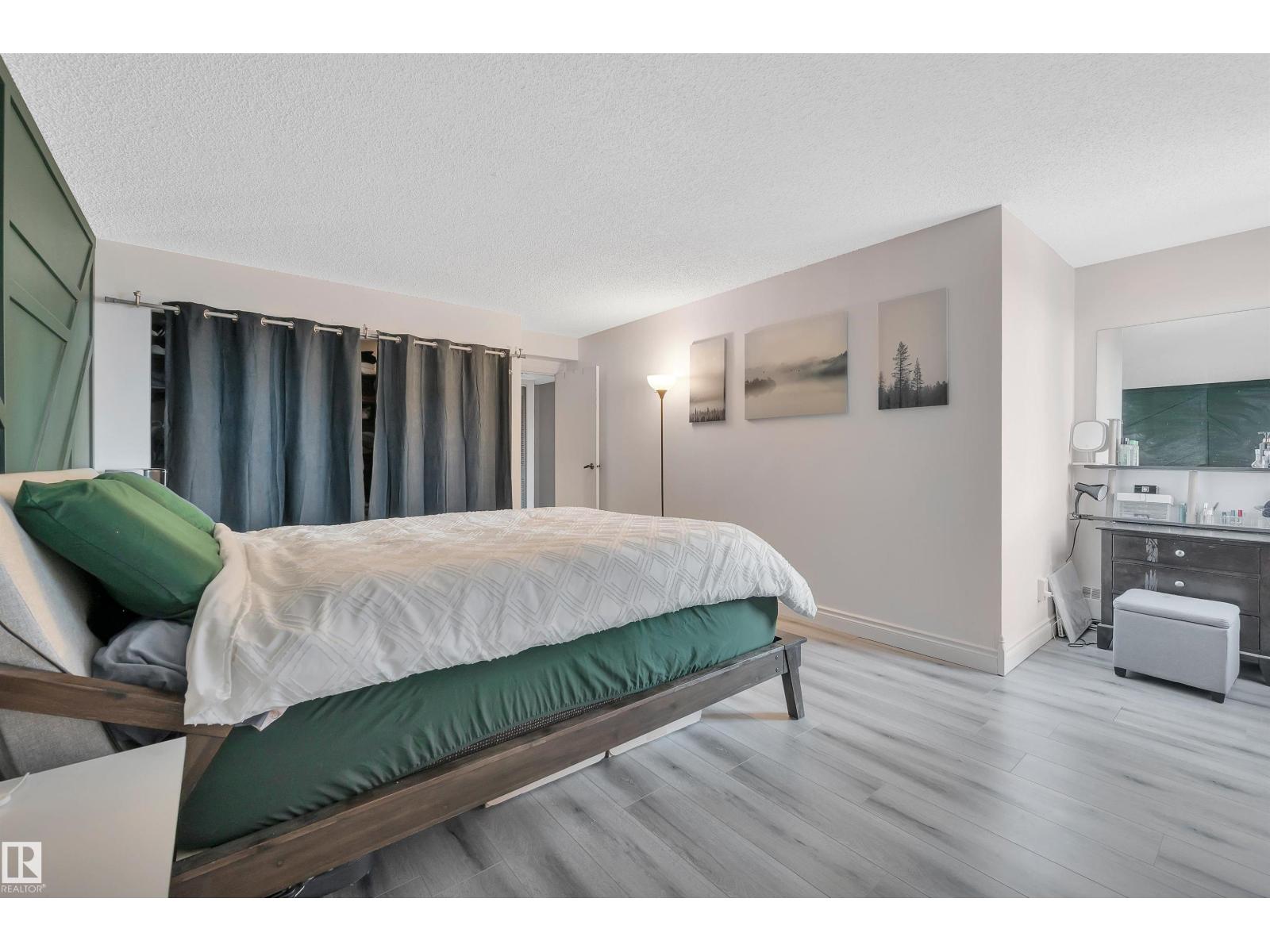 #802 10145 109 ST NW - 27
